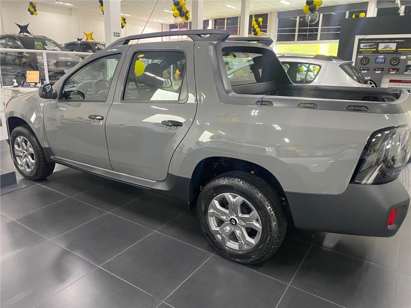 OROCH 1.6 16V SCE FLEX ICONIC MANUAL2