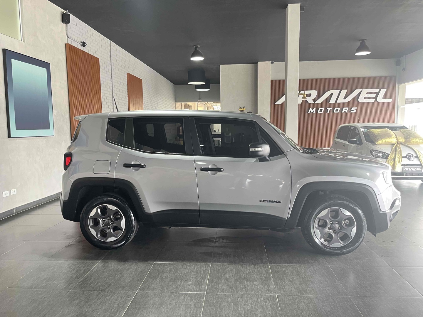 RENEGADE 1.8 16V FLEX 4P AUTOMÁTICO