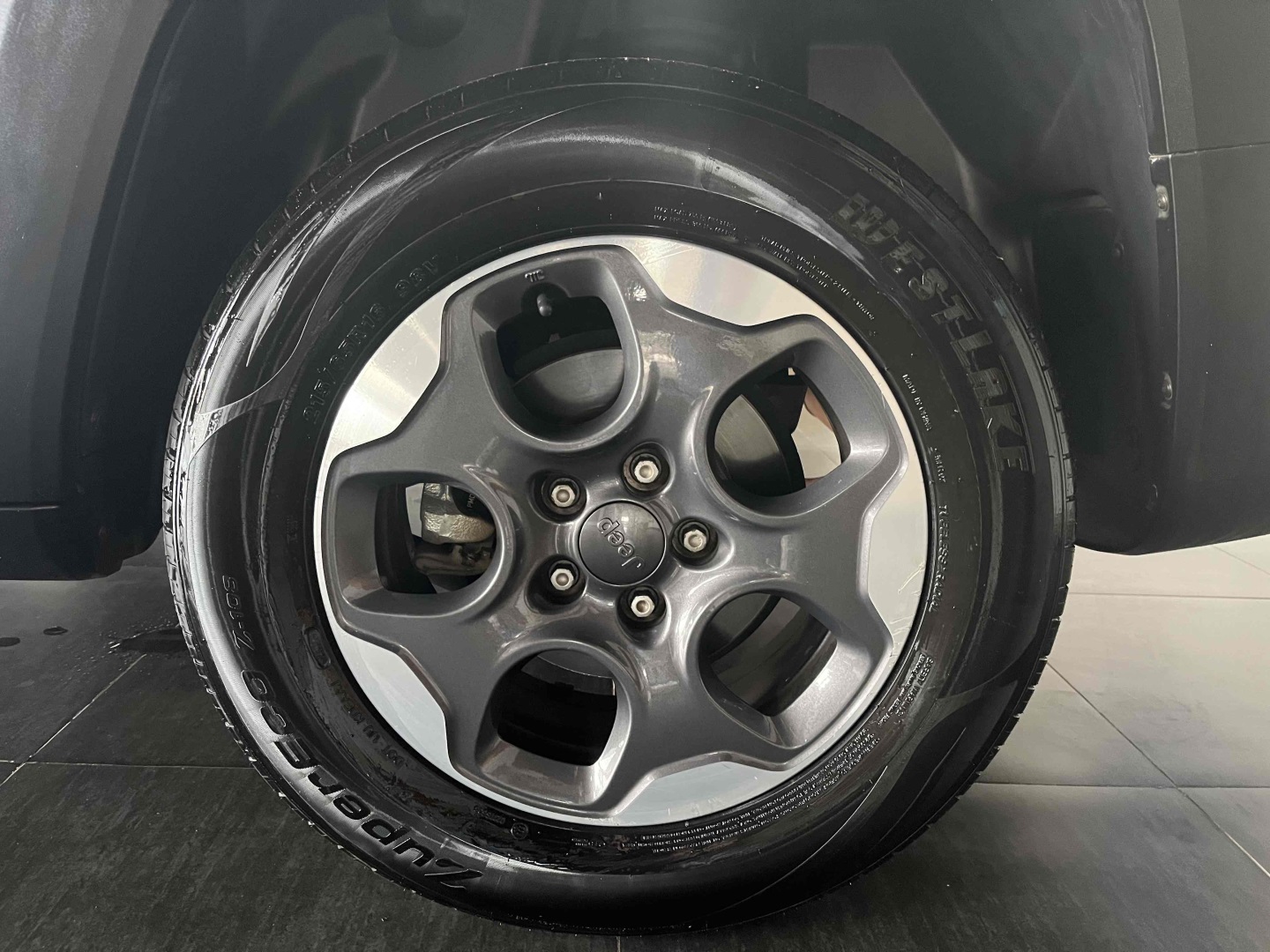 RENEGADE 1.8 16V FLEX 4P AUTOMÁTICO