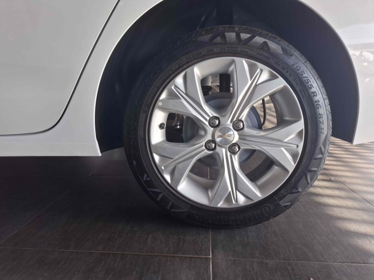 ONIX 1.0 TURBO FLEX PLUS LTZ AUTOMÁTICO