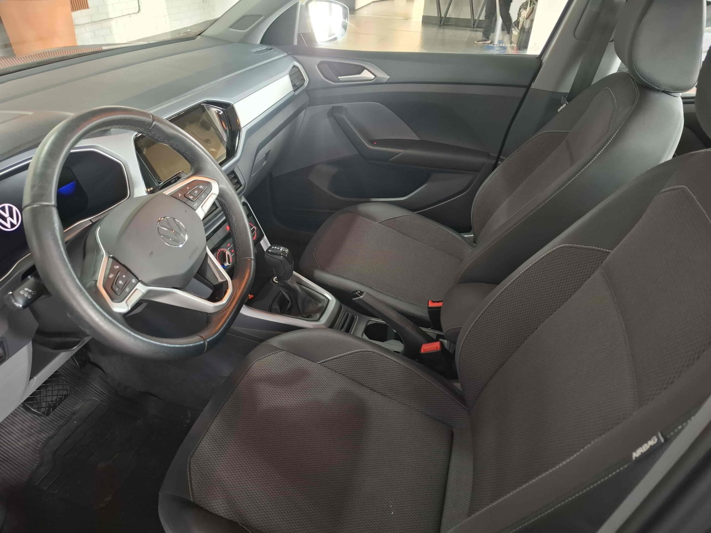 T-CROSS 1.0 200 TSI TOTAL FLEX AUTOMÁTICO