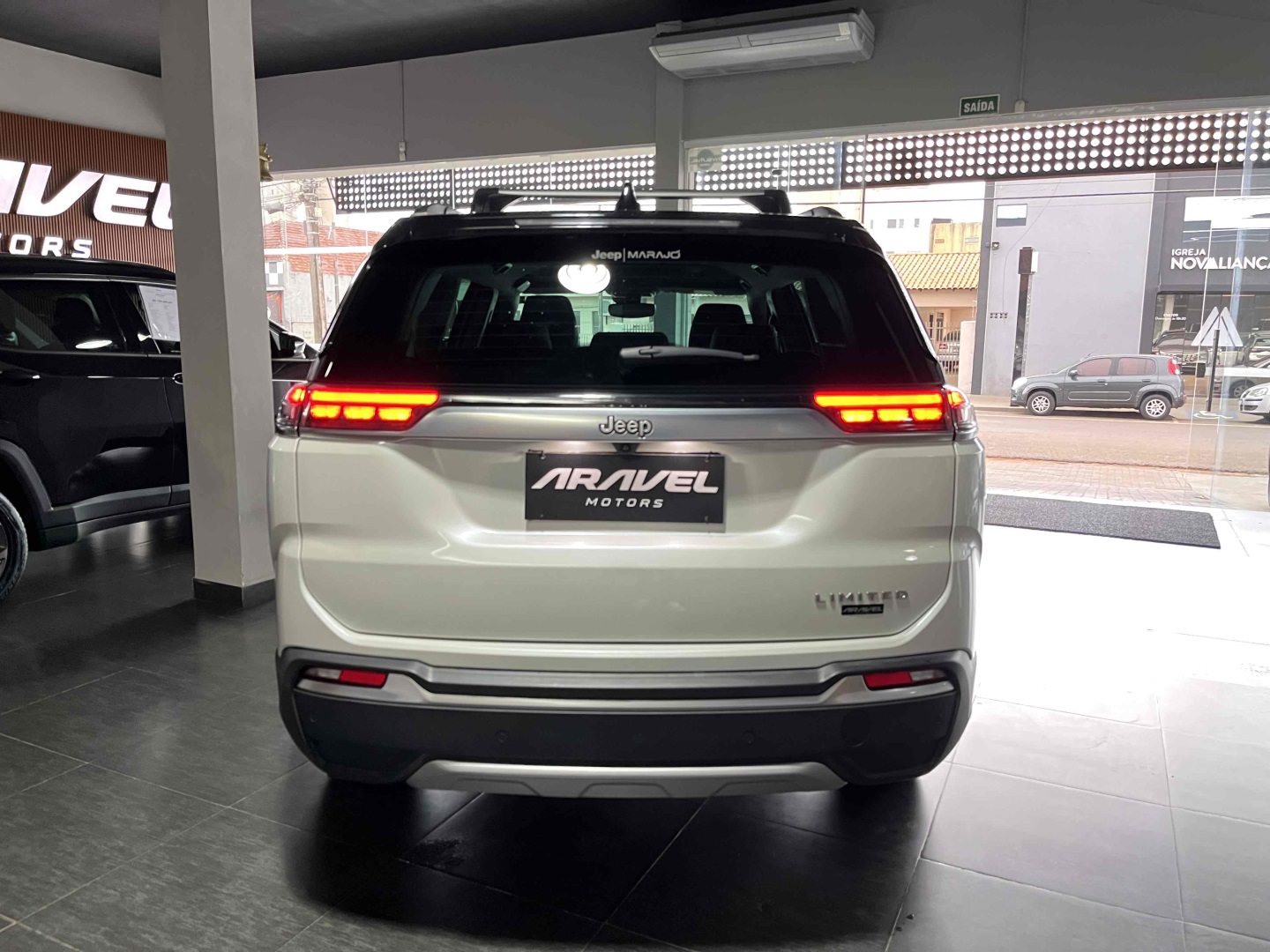 COMMANDER 1.3 T270 TURBO FLEX LIMITED AT6