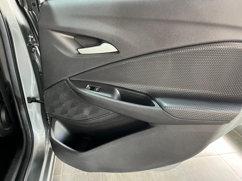 ONIX 1.0 TURBO FLEX PLUS LT AUTOMÁTICO