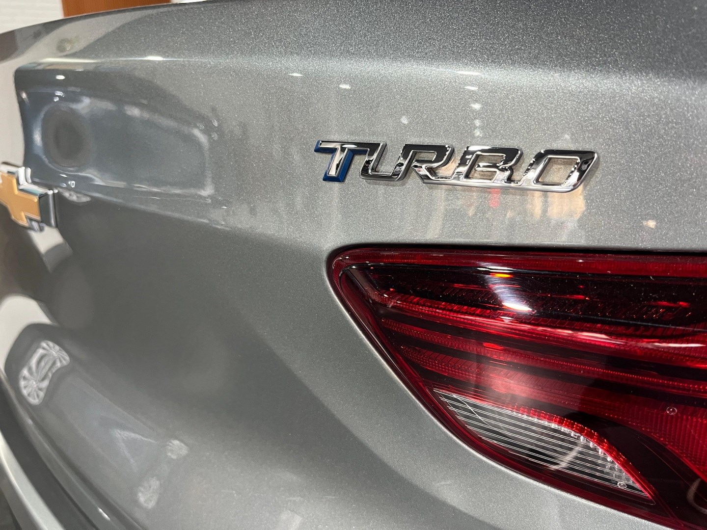 ONIX 1.0 TURBO FLEX PLUS LT AUTOMÁTICO