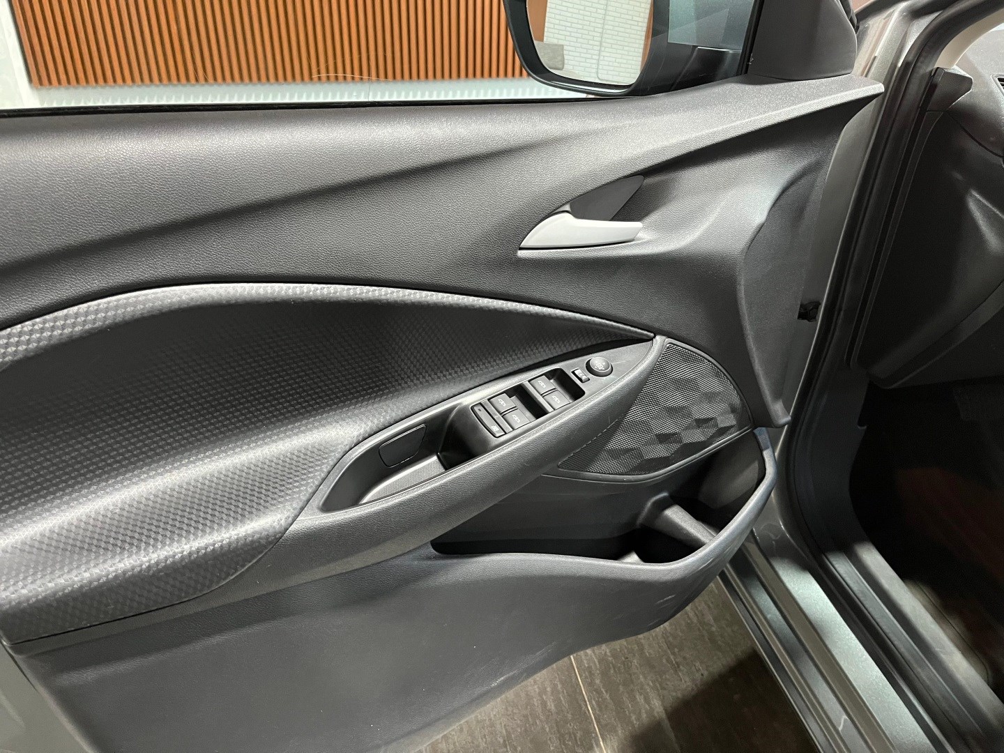 ONIX 1.0 TURBO FLEX PLUS LT AUTOMÁTICO