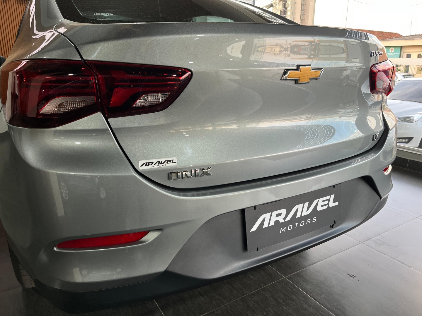 ONIX 1.0 TURBO FLEX PLUS LT AUTOMÁTICO