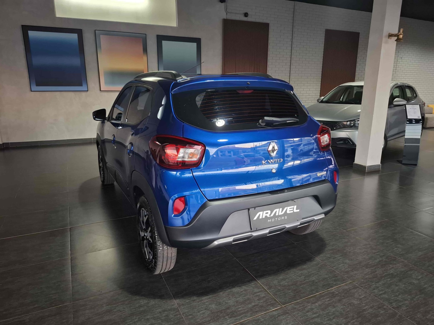 KWID 1.0 12V SCE FLEX OUTSIDER MANUAL