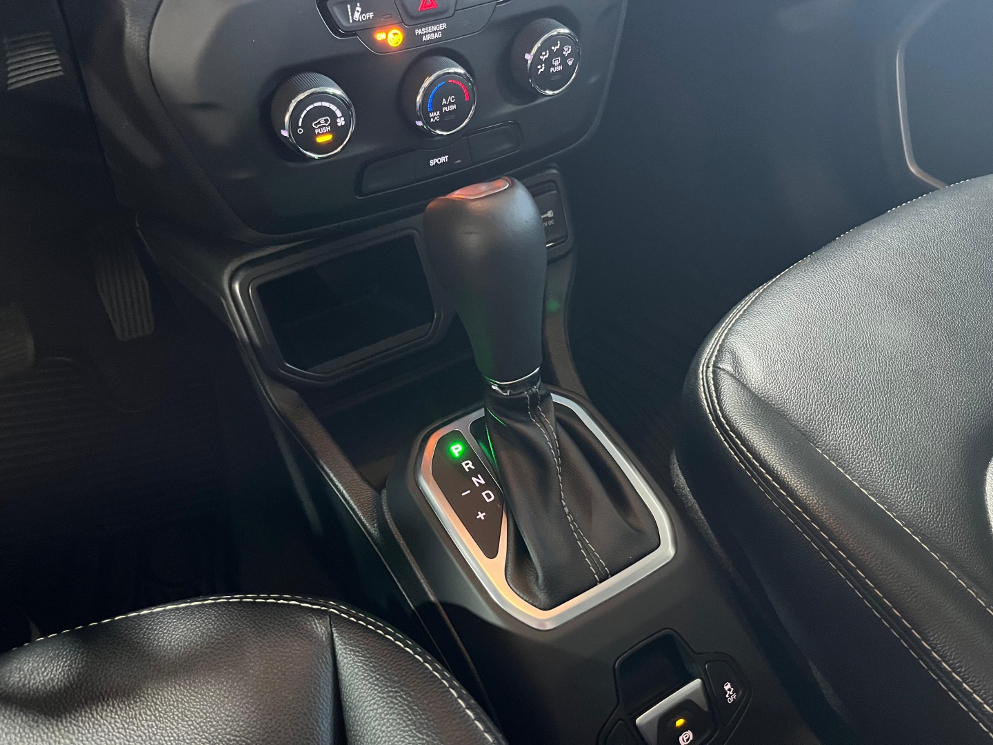 RENEGADE 1.3 T270 TURBO FLEX SPORT AT6