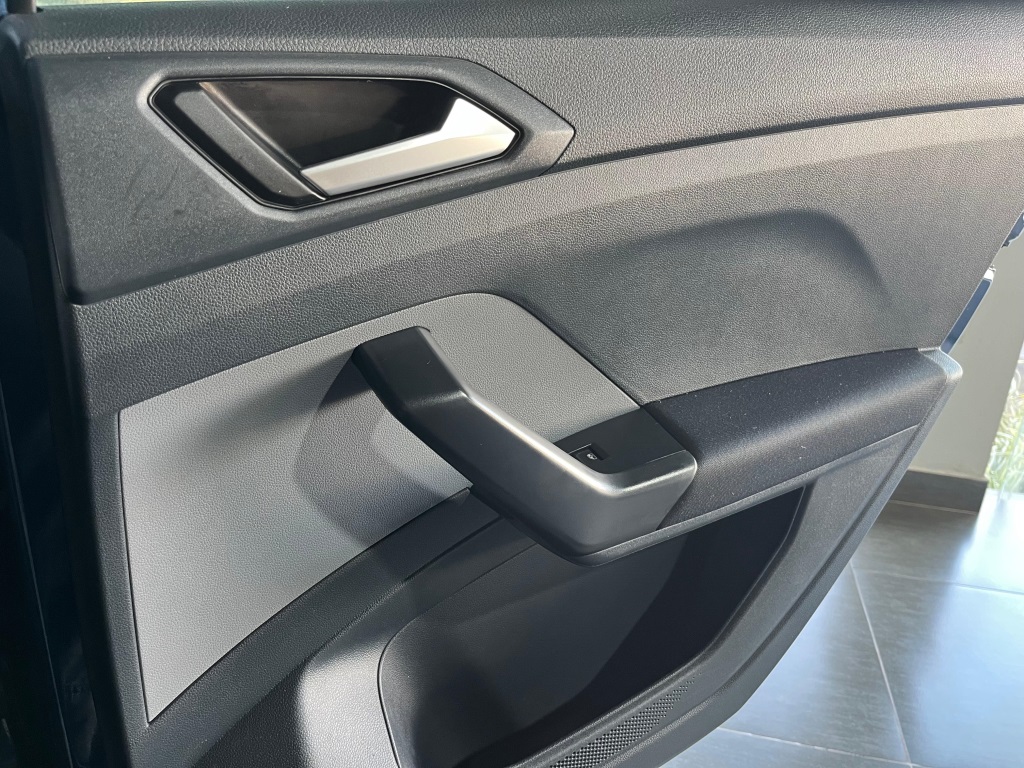 T-CROSS 1.0 200 TSI TOTAL FLEX AUTOMÁTICO
