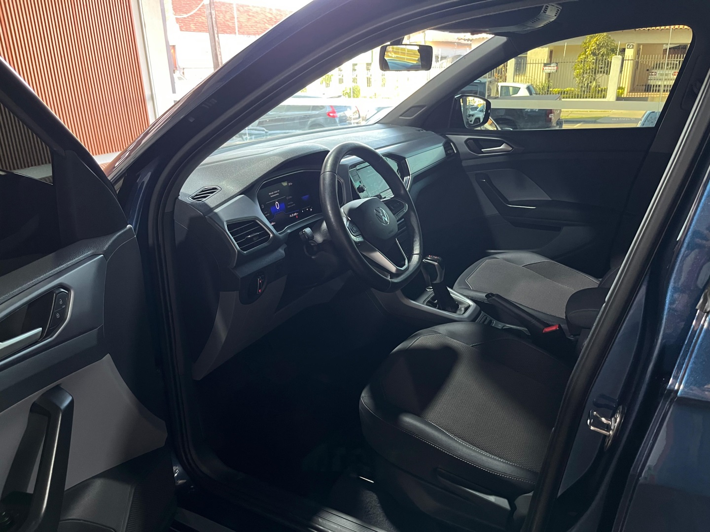 T-CROSS 1.0 200 TSI TOTAL FLEX AUTOMÁTICO