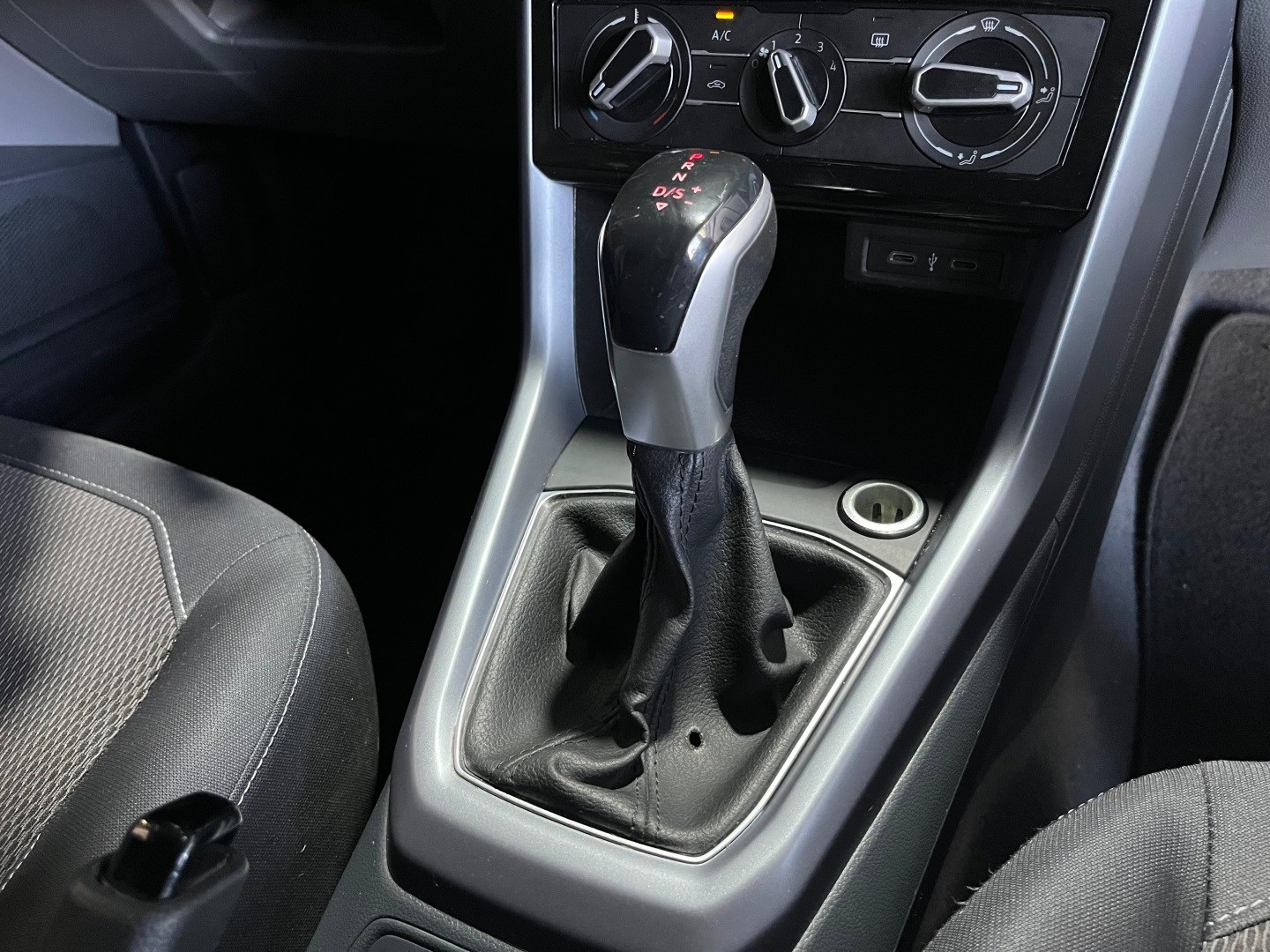 T-CROSS 1.0 200 TSI TOTAL FLEX AUTOMÁTICO