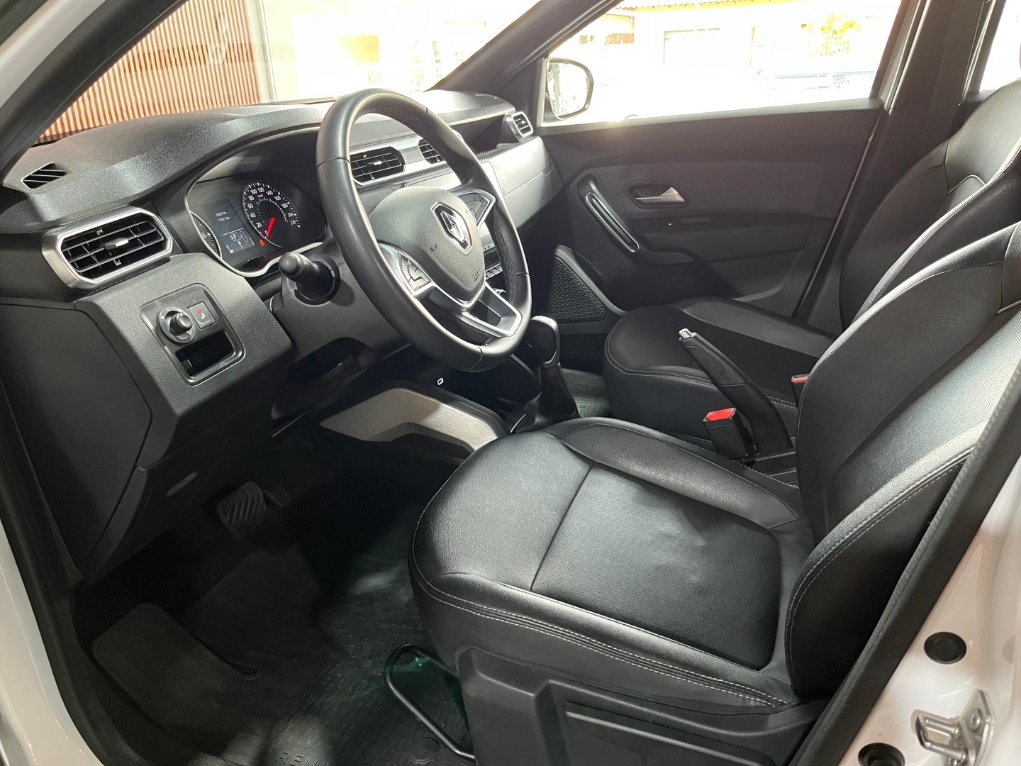 DUSTER 1.6 16V SCE FLEX ICONIC PLUS X-TRONIC