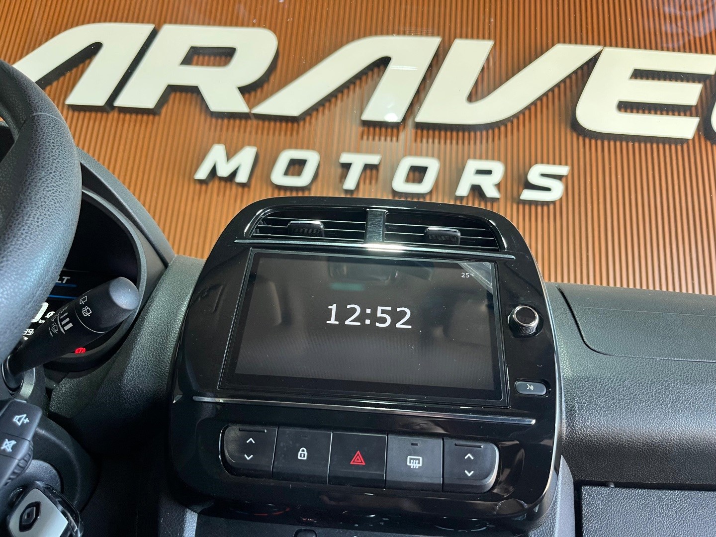KWID 1.0 12V SCE FLEX INTENSE MANUAL