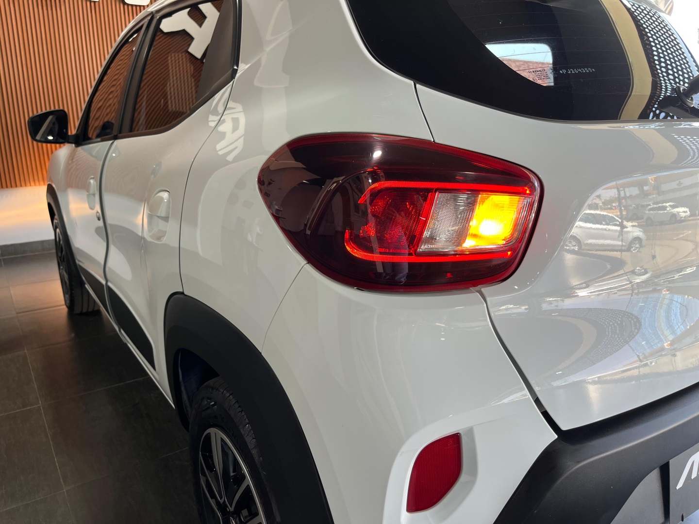 KWID 1.0 12V SCE FLEX INTENSE MANUAL