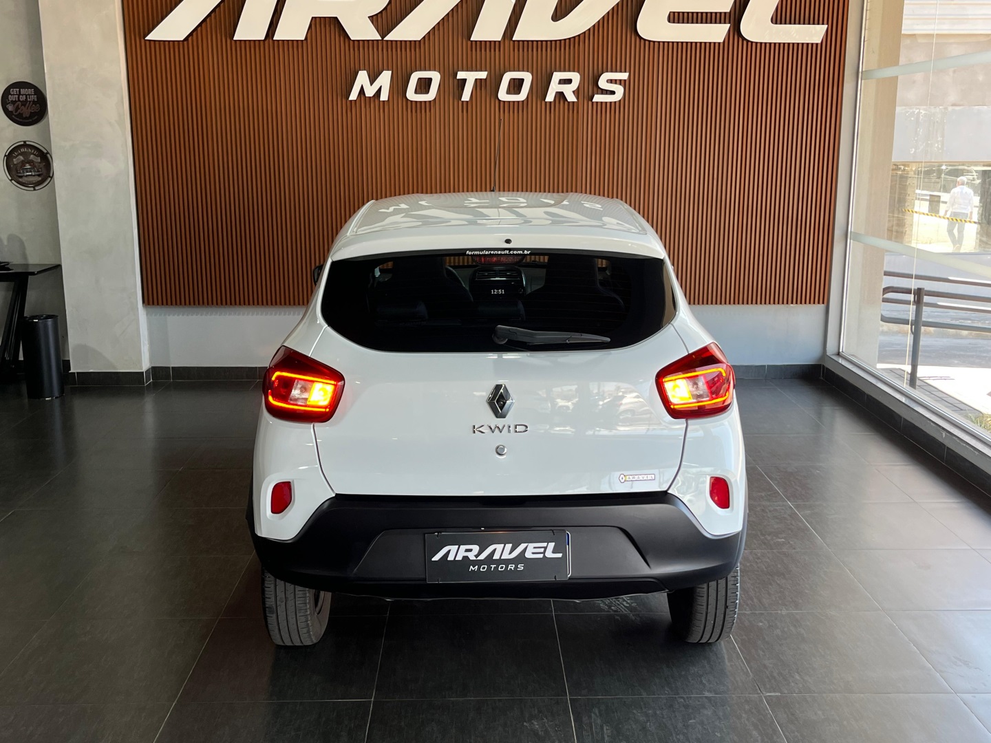 KWID 1.0 12V SCE FLEX INTENSE MANUAL