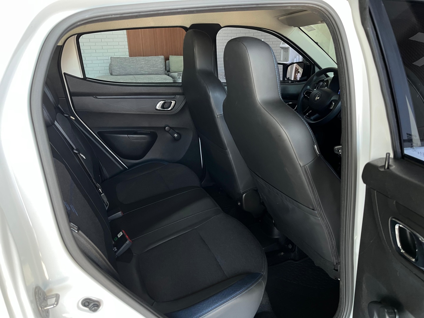 KWID 1.0 12V SCE FLEX INTENSE MANUAL