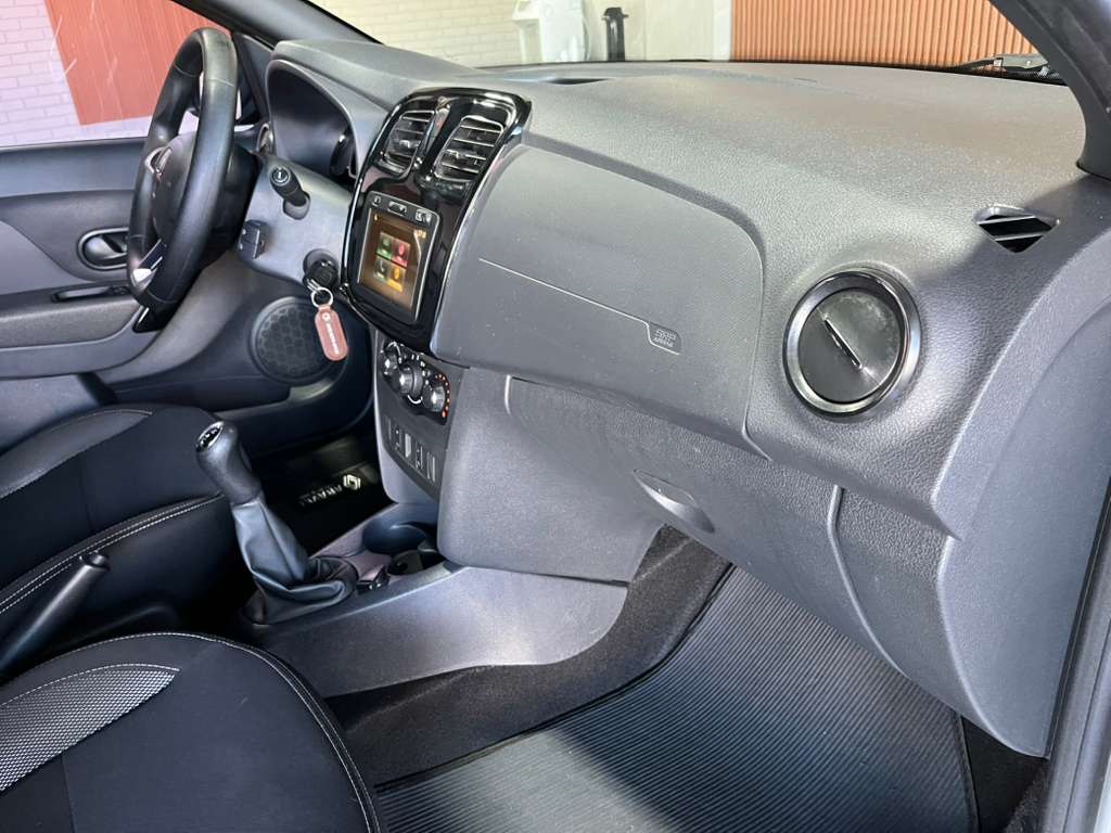 SANDERO 1.0 12V SCE FLEX S EDITION MANUAL23