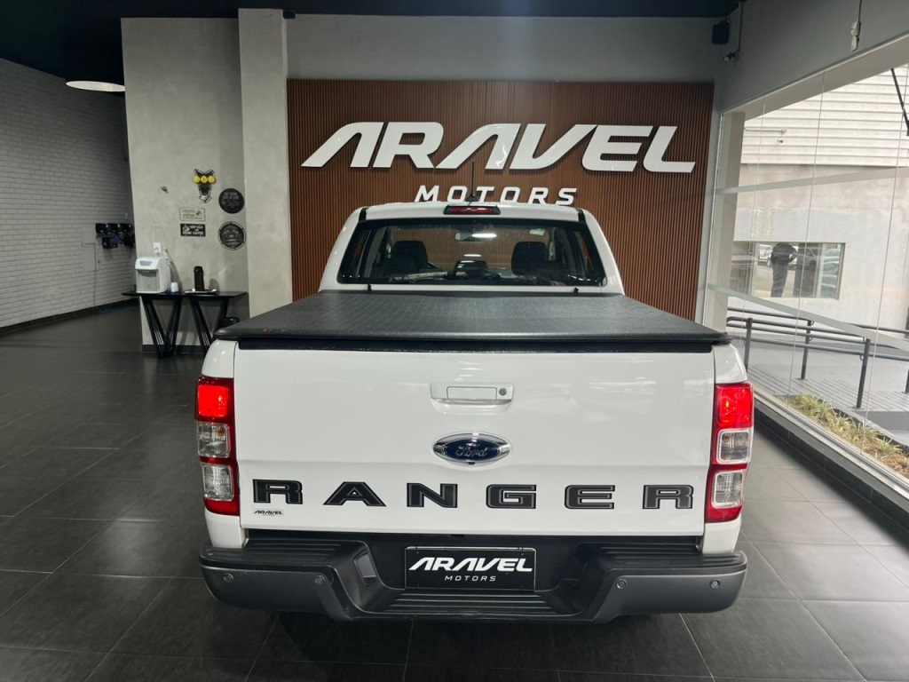RANGER 2.2 XLS 4X4 CD 16V DIESEL 4P AUTOMÁTICO