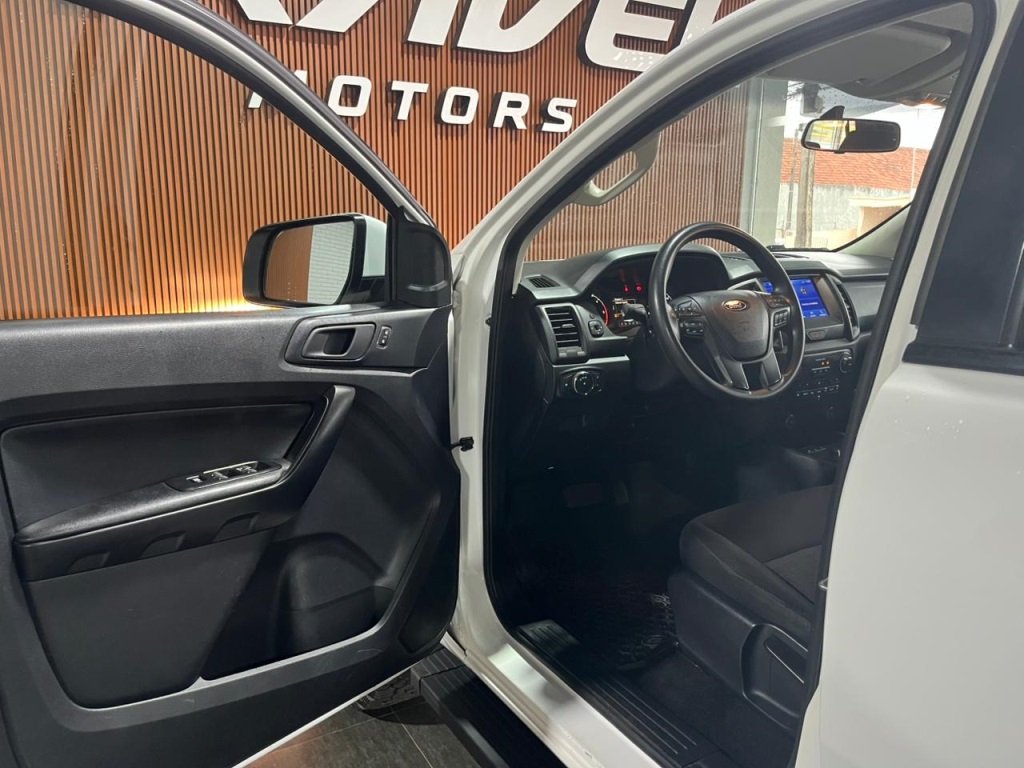 RANGER 2.2 XLS 4X4 CD 16V DIESEL 4P AUTOMÁTICO