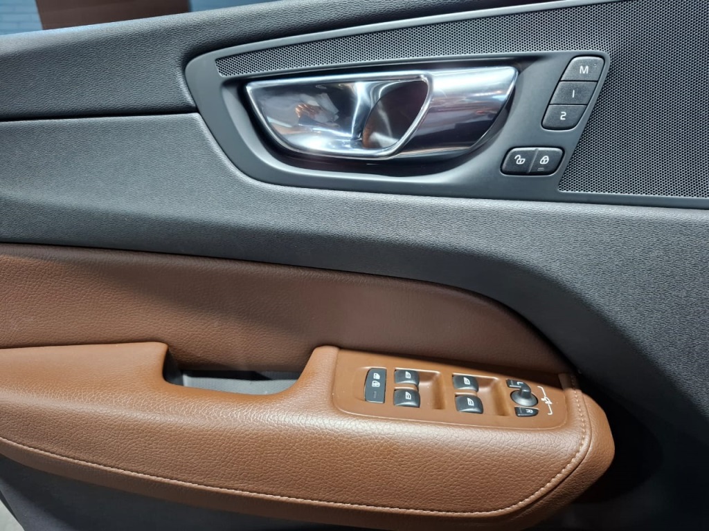 XC60 2.0 T5 GASOLINA INSCRIPTION AWD GEARTRONIC7