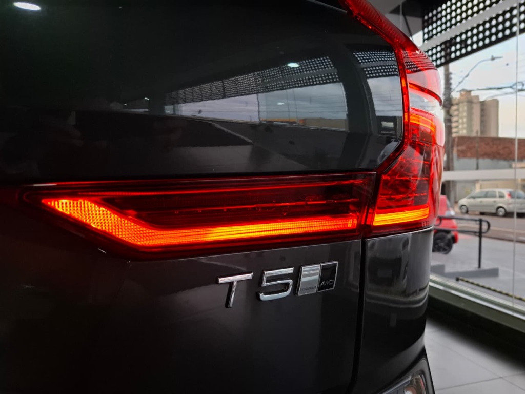 XC60 2.0 T5 GASOLINA INSCRIPTION AWD GEARTRONIC10