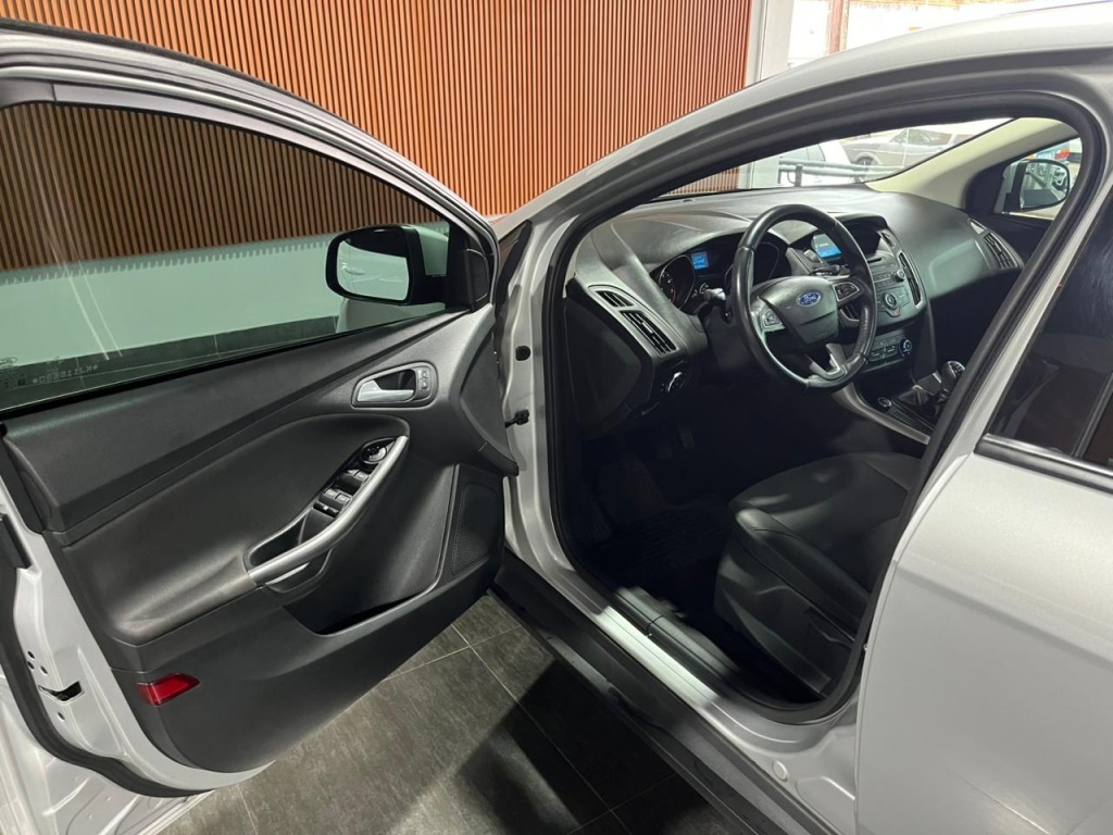 FOCUS 1.6 SE 16V FLEX 4P MANUAL7