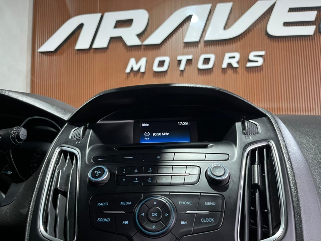 FOCUS 1.6 SE 16V FLEX 4P MANUAL24