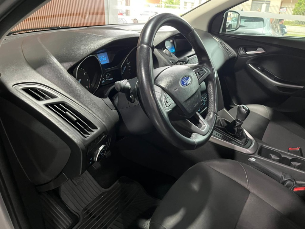 FOCUS 1.6 SE 16V FLEX 4P MANUAL13