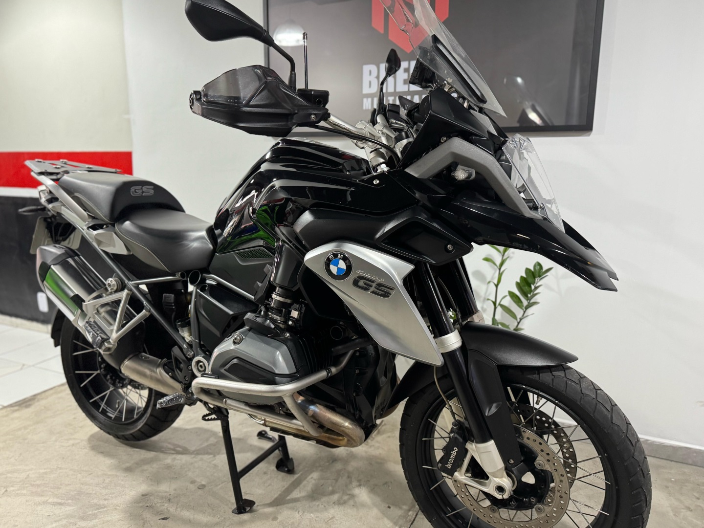 BMW R 1200 GS TRIPLE BLACK R 1200 GS TRIPLE BLACK