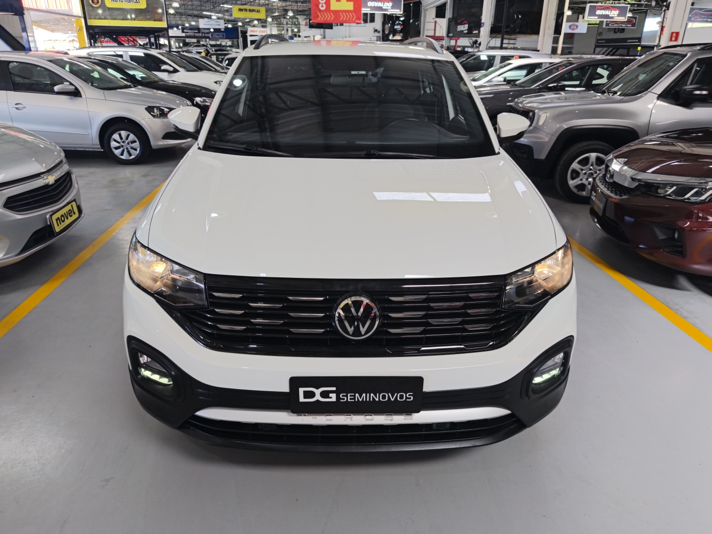 VOLKSWAGEN T-CROSS