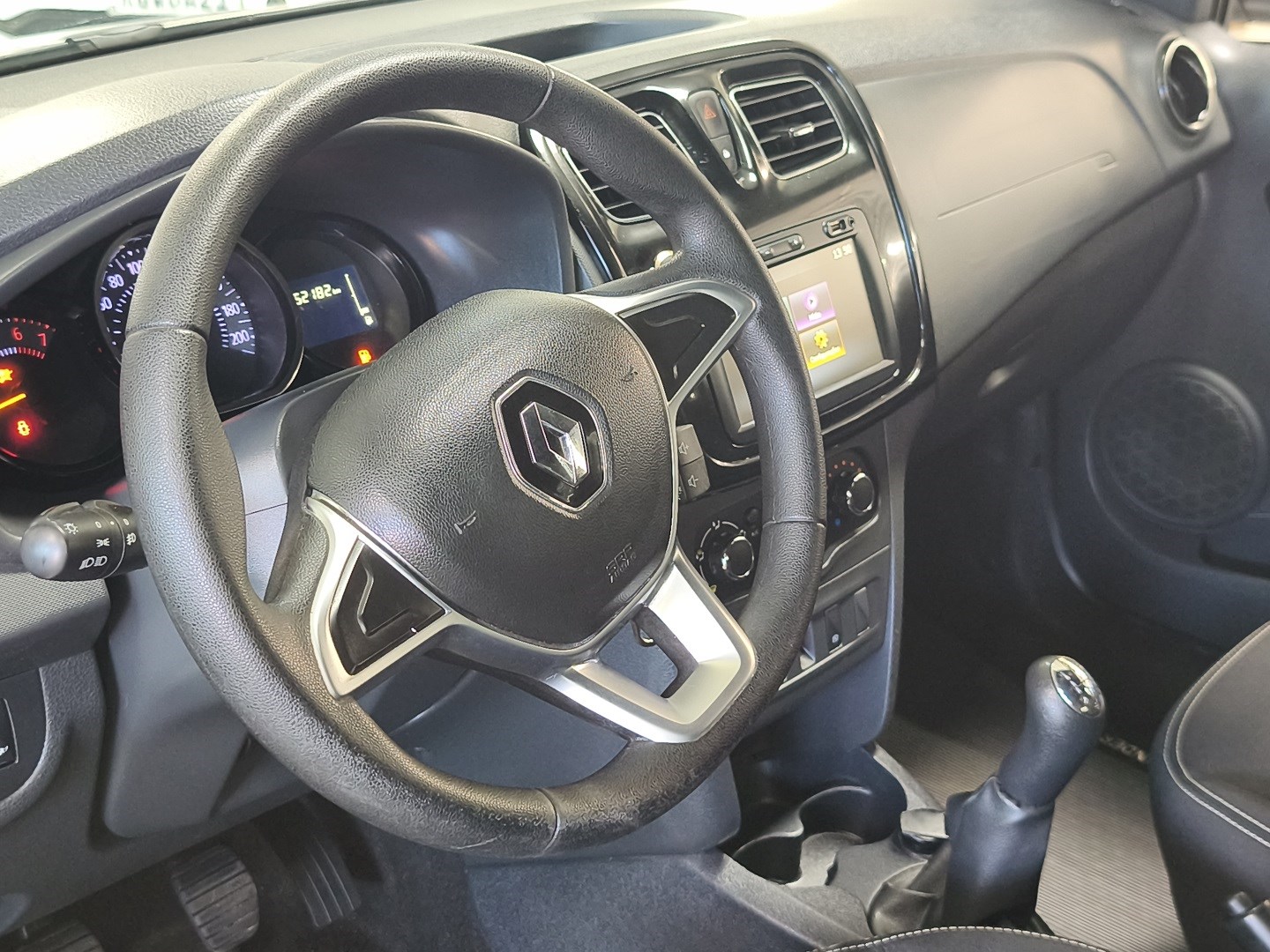 RENAULT SANDERO