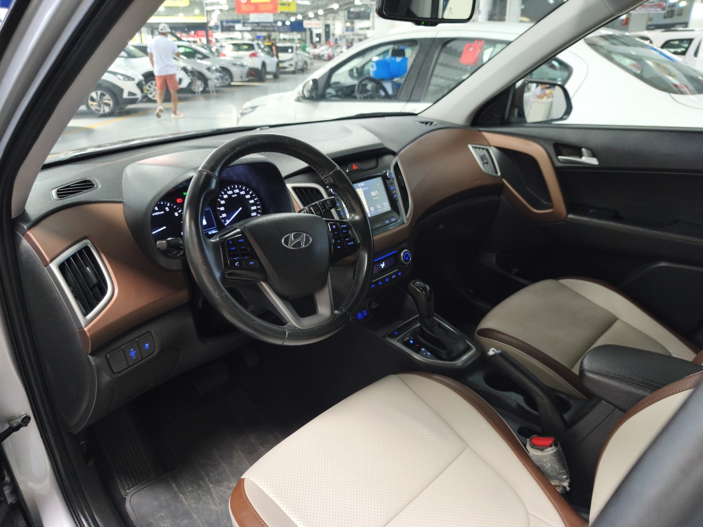 HYUNDAI CRETA