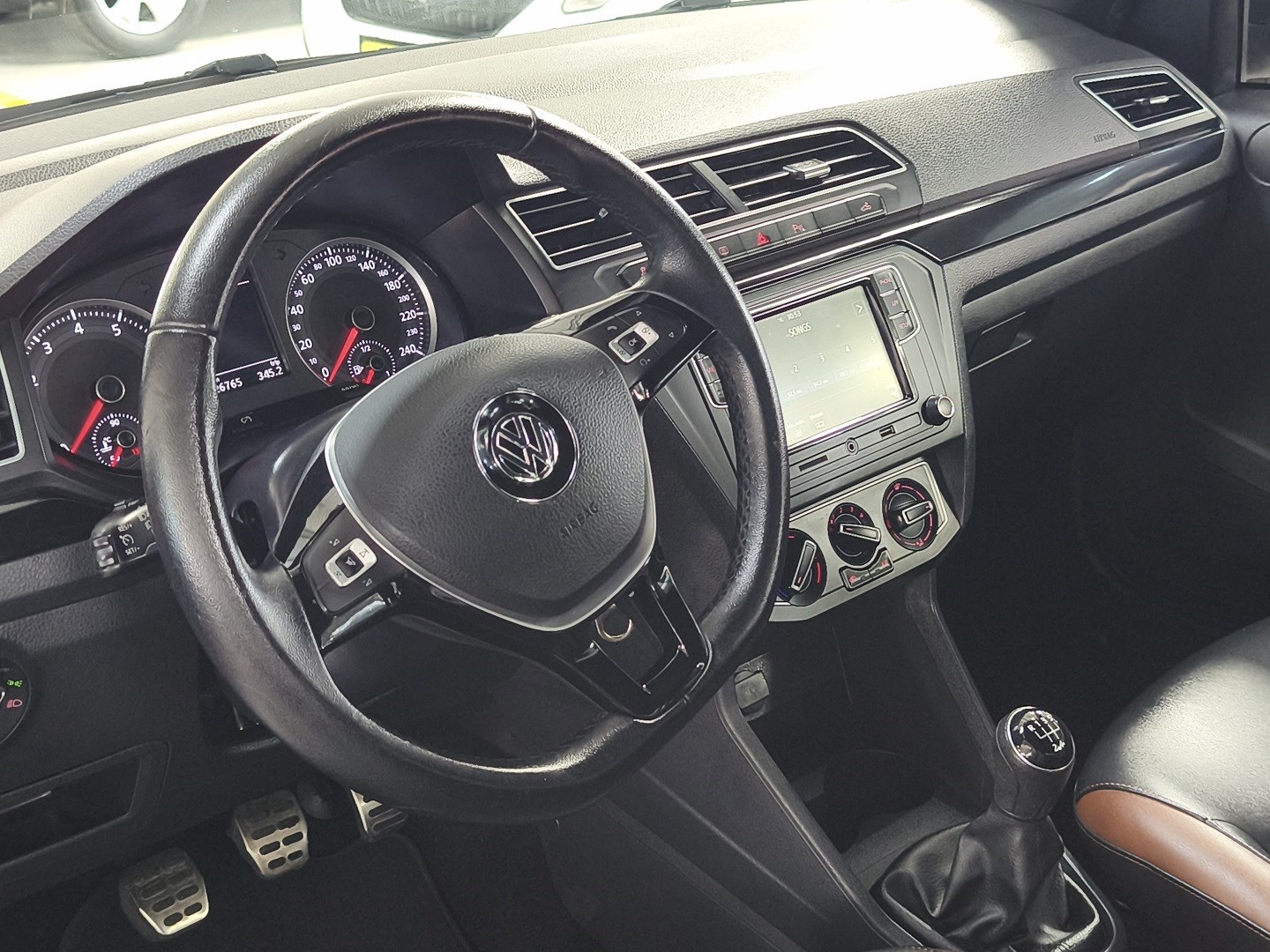 VOLKSWAGEN SAVEIRO