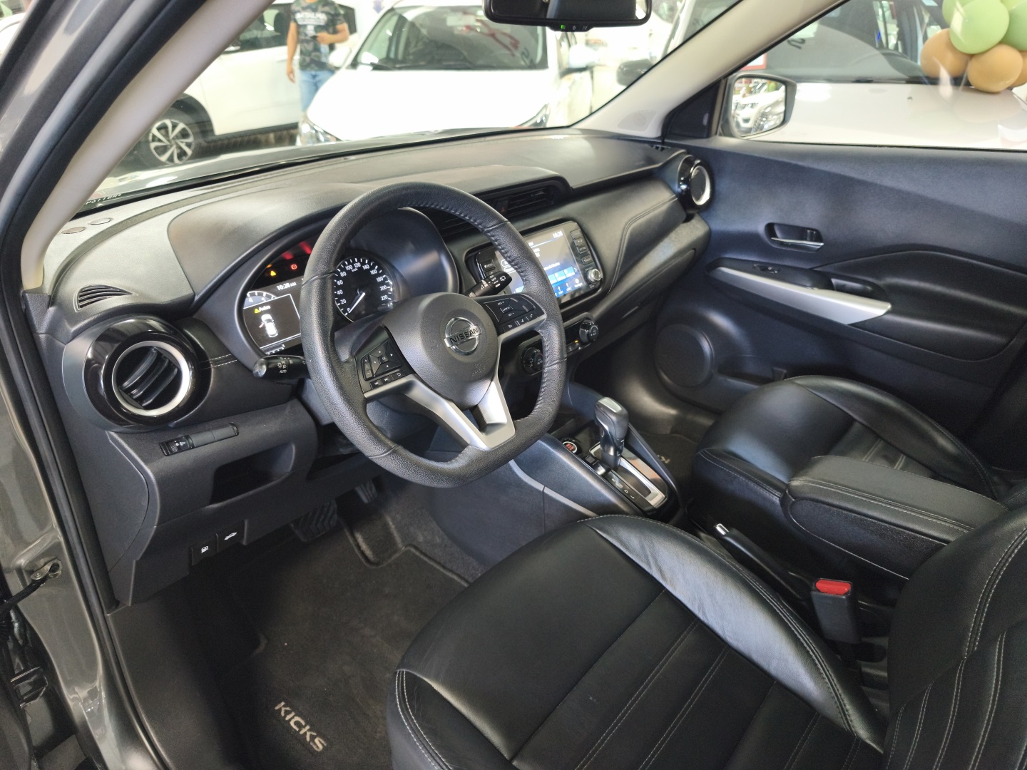 NISSAN KICKS