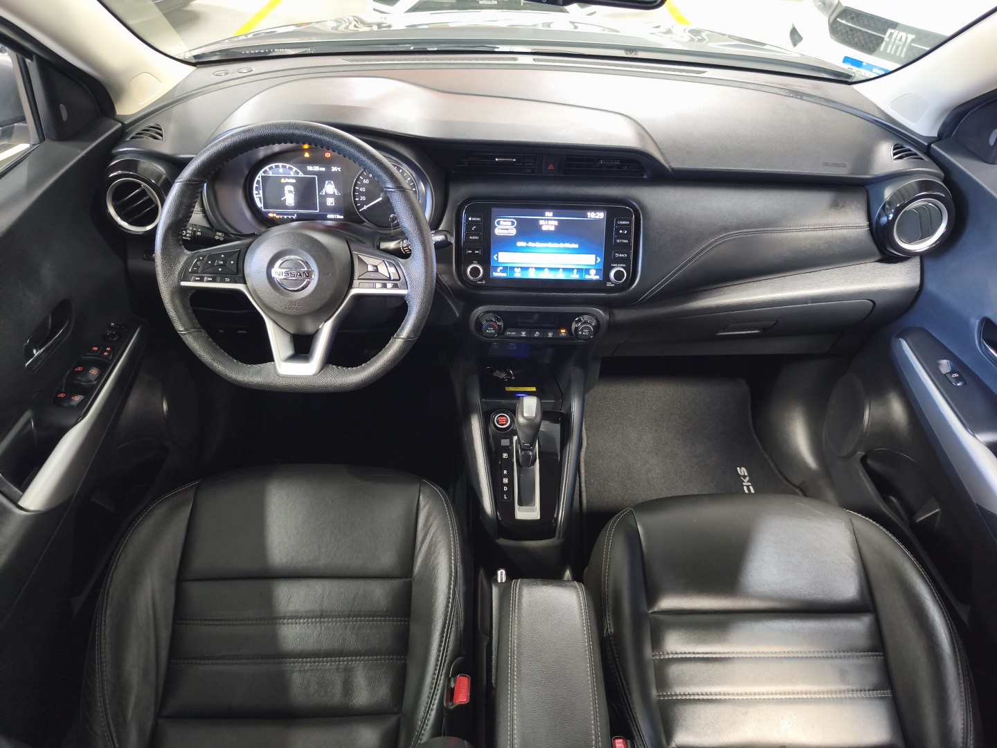 NISSAN KICKS