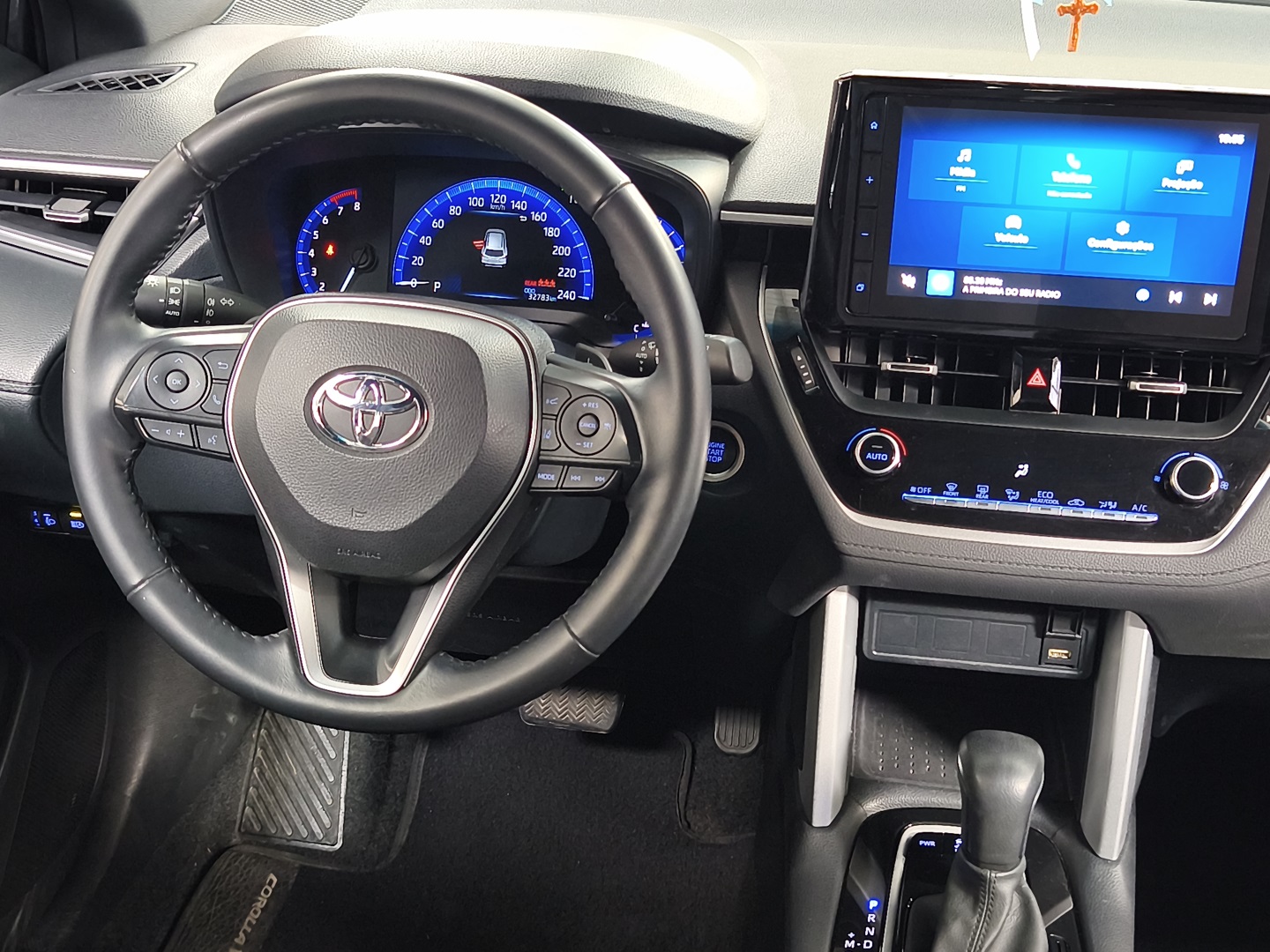 TOYOTA COROLLA CROSS