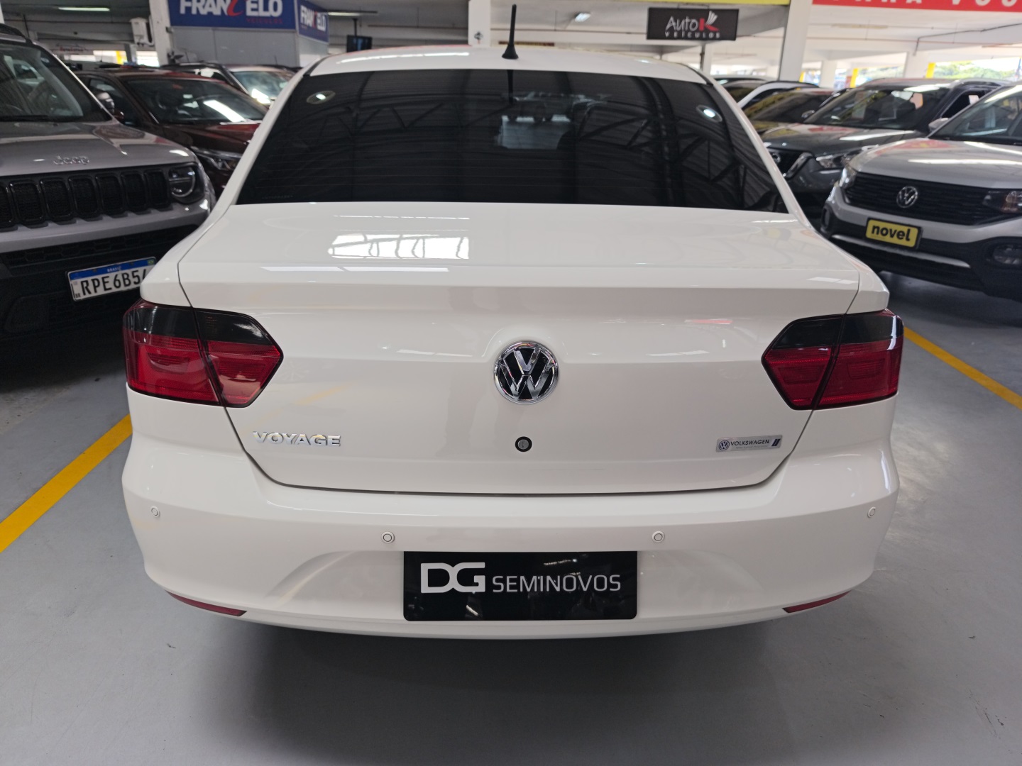 VOLKSWAGEN VOYAGE