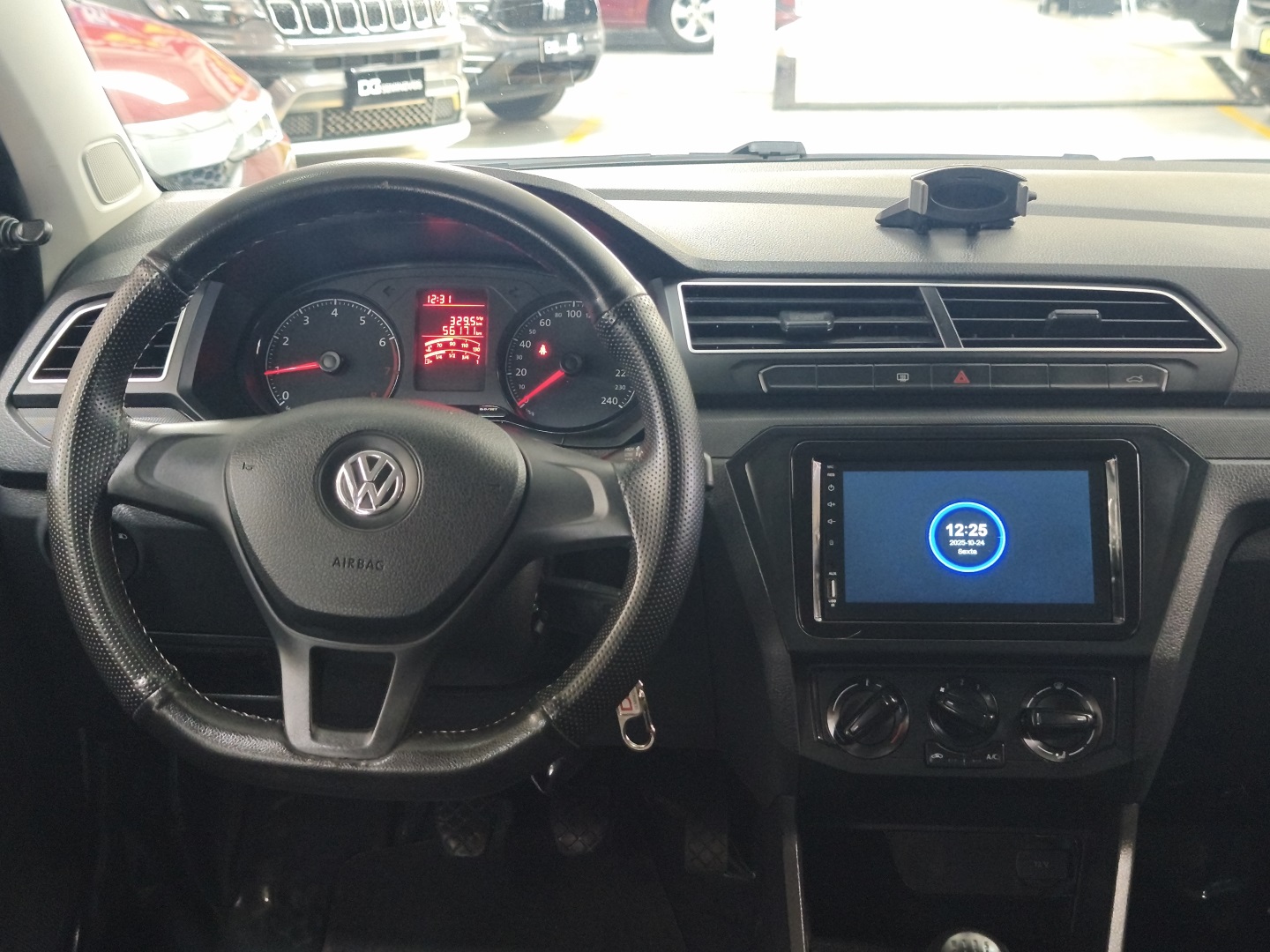 VOLKSWAGEN VOYAGE
