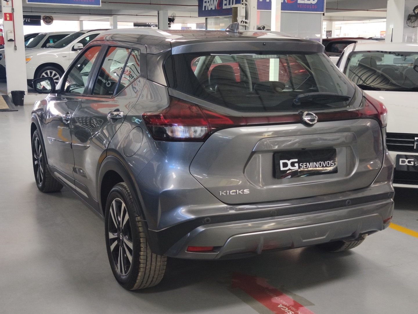 NISSAN KICKS