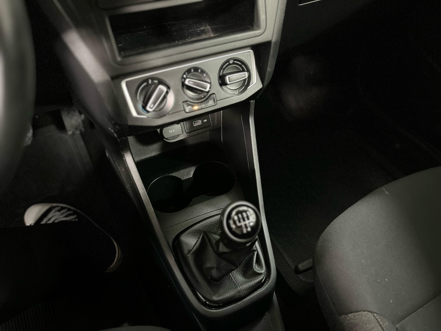 VOLKSWAGEN SAVEIRO