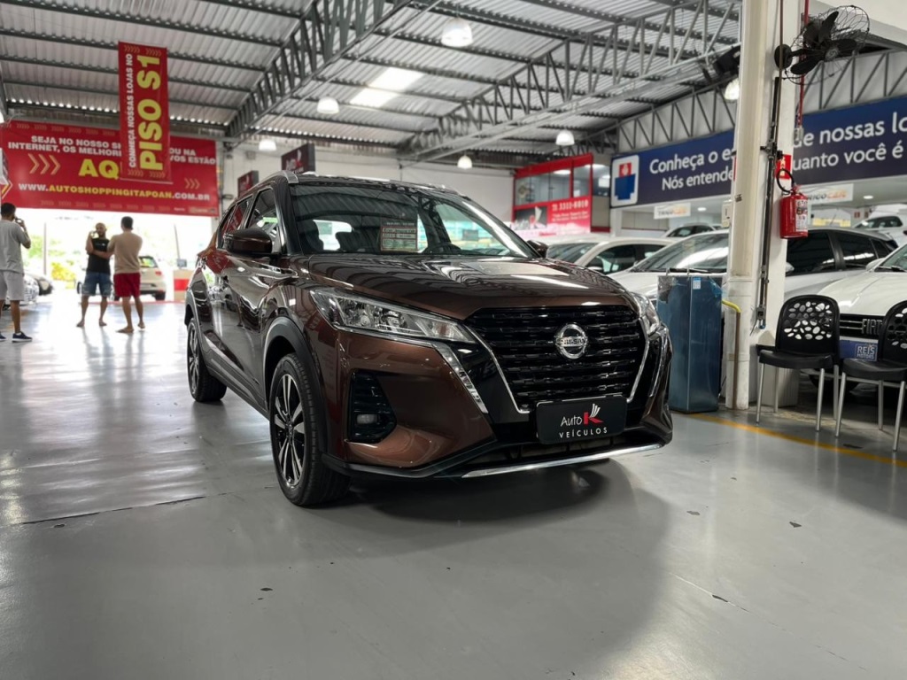 NISSAN KICKS