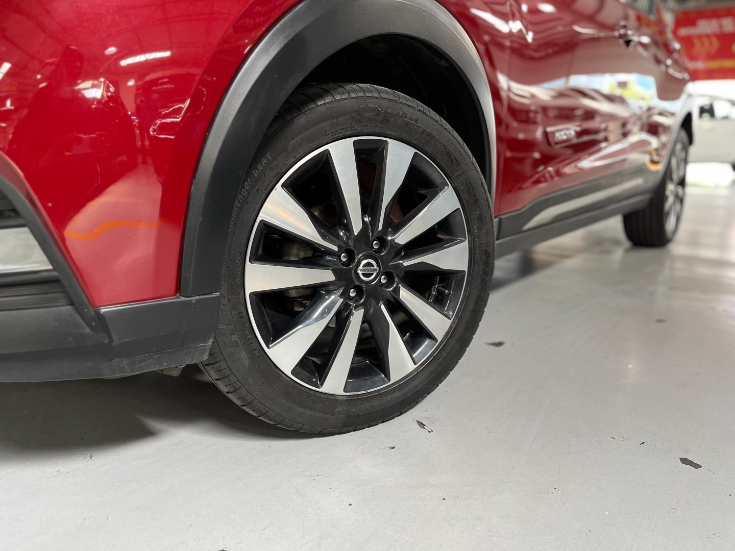 NISSAN KICKS