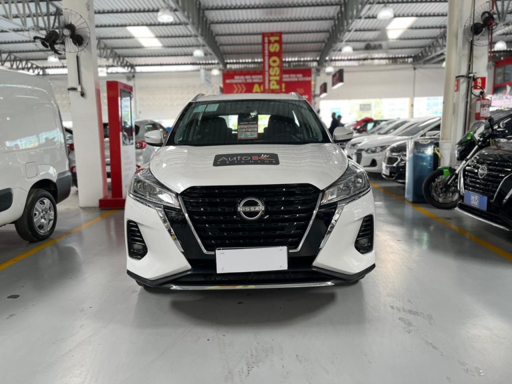 NISSAN KICKS
