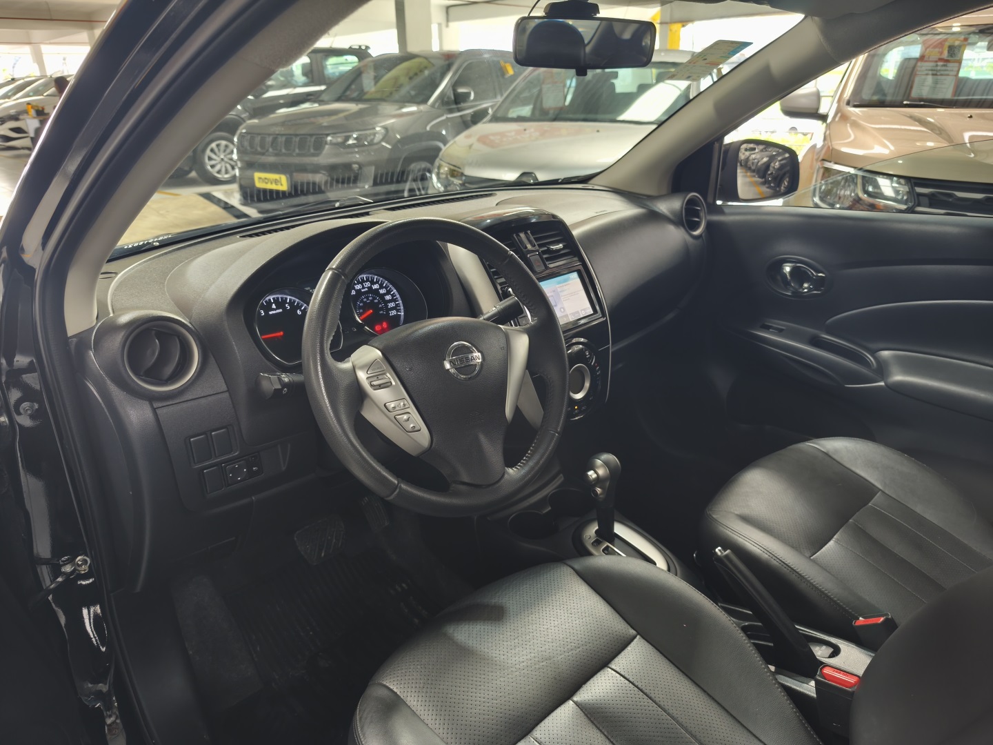 NISSAN VERSA
