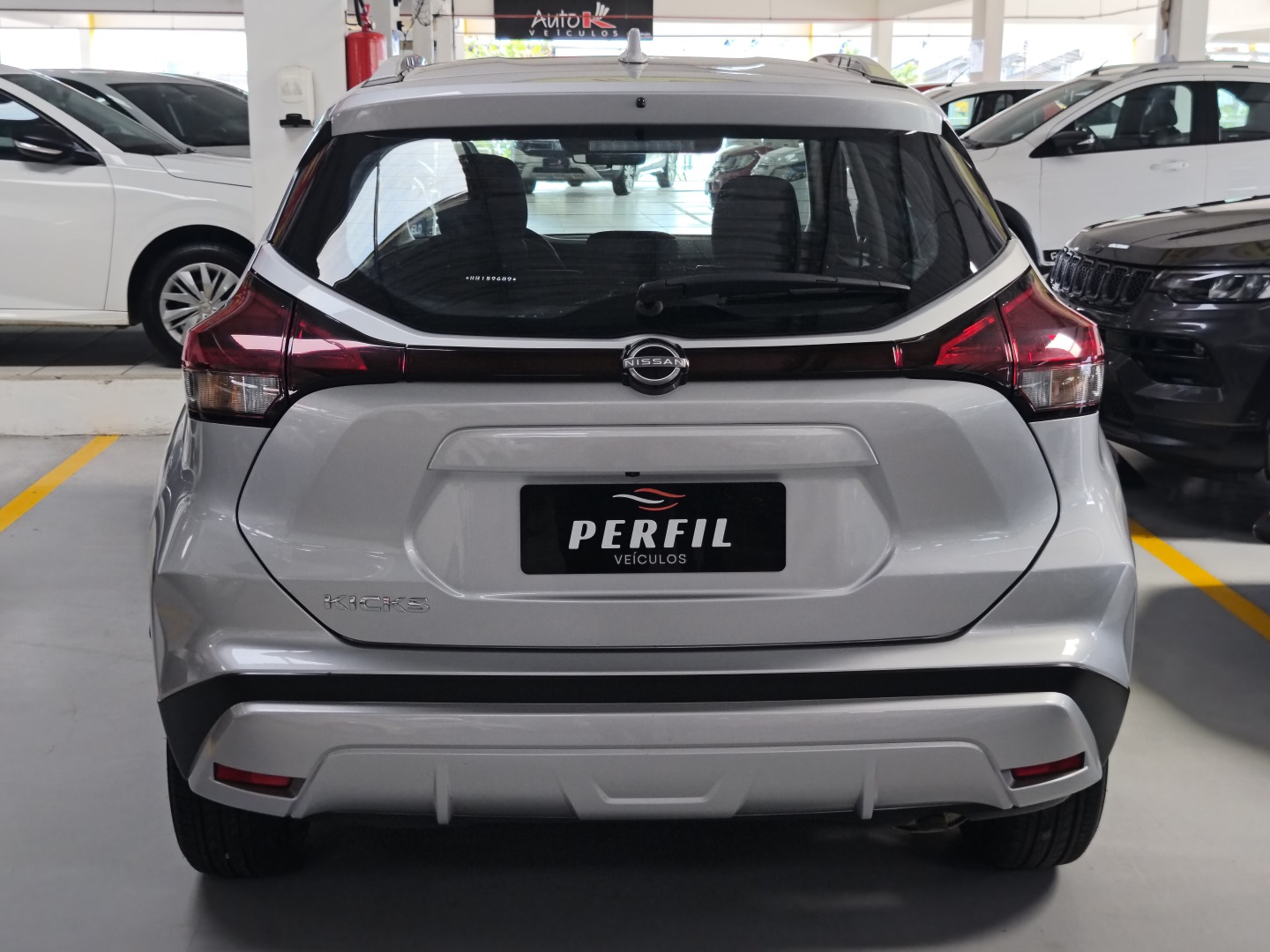 NISSAN KICKS