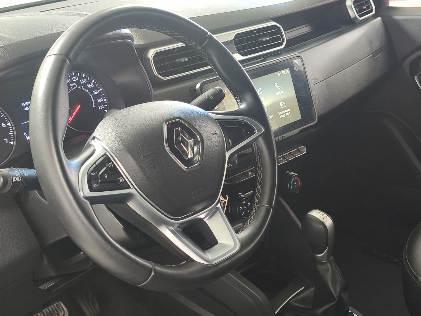 RENAULT DUSTER