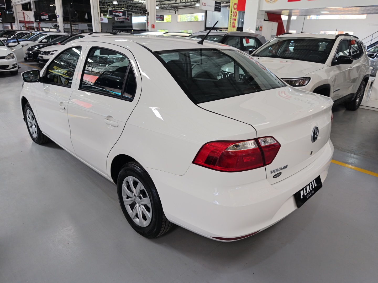 VOLKSWAGEN VOYAGE