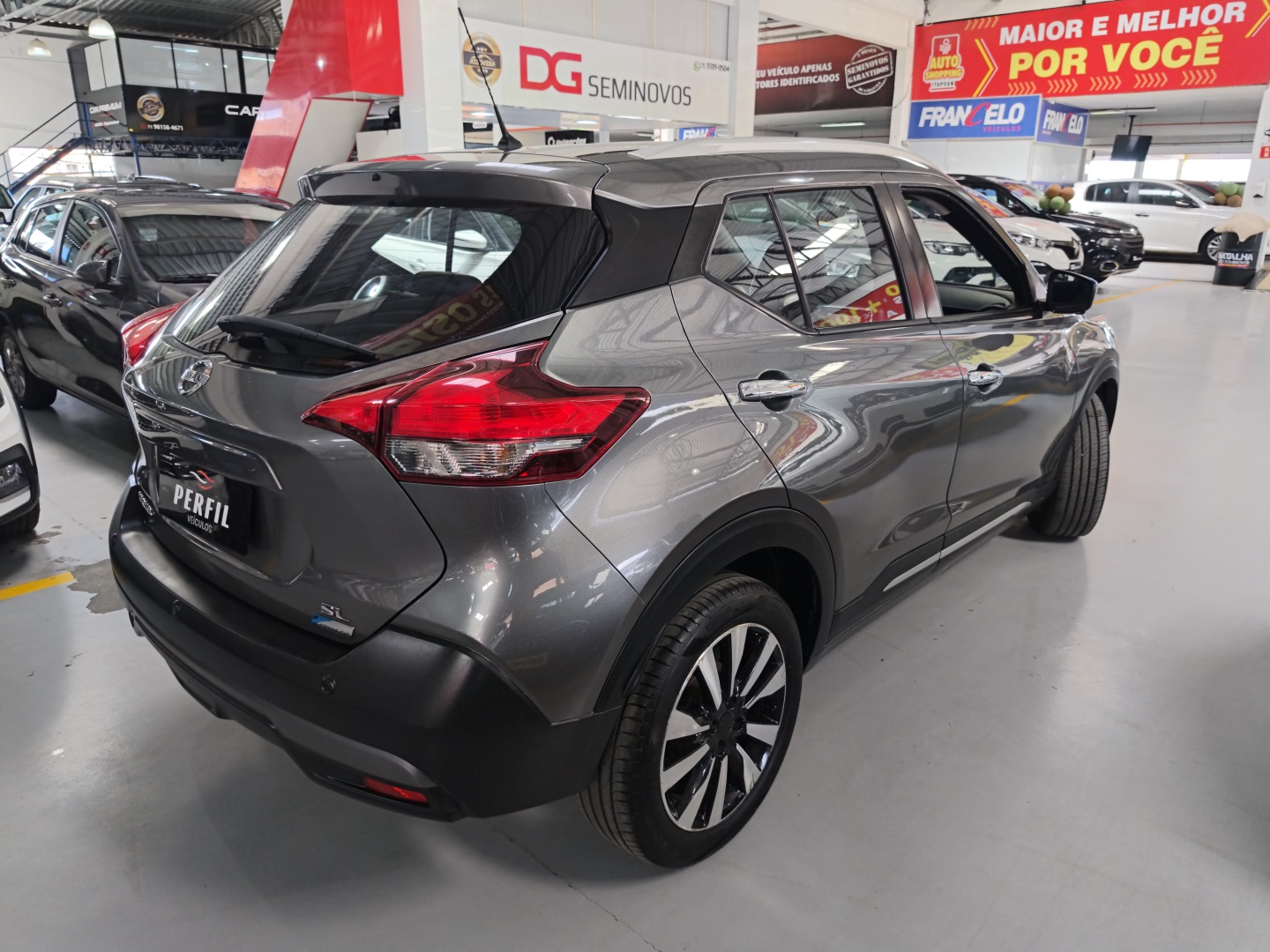 NISSAN KICKS