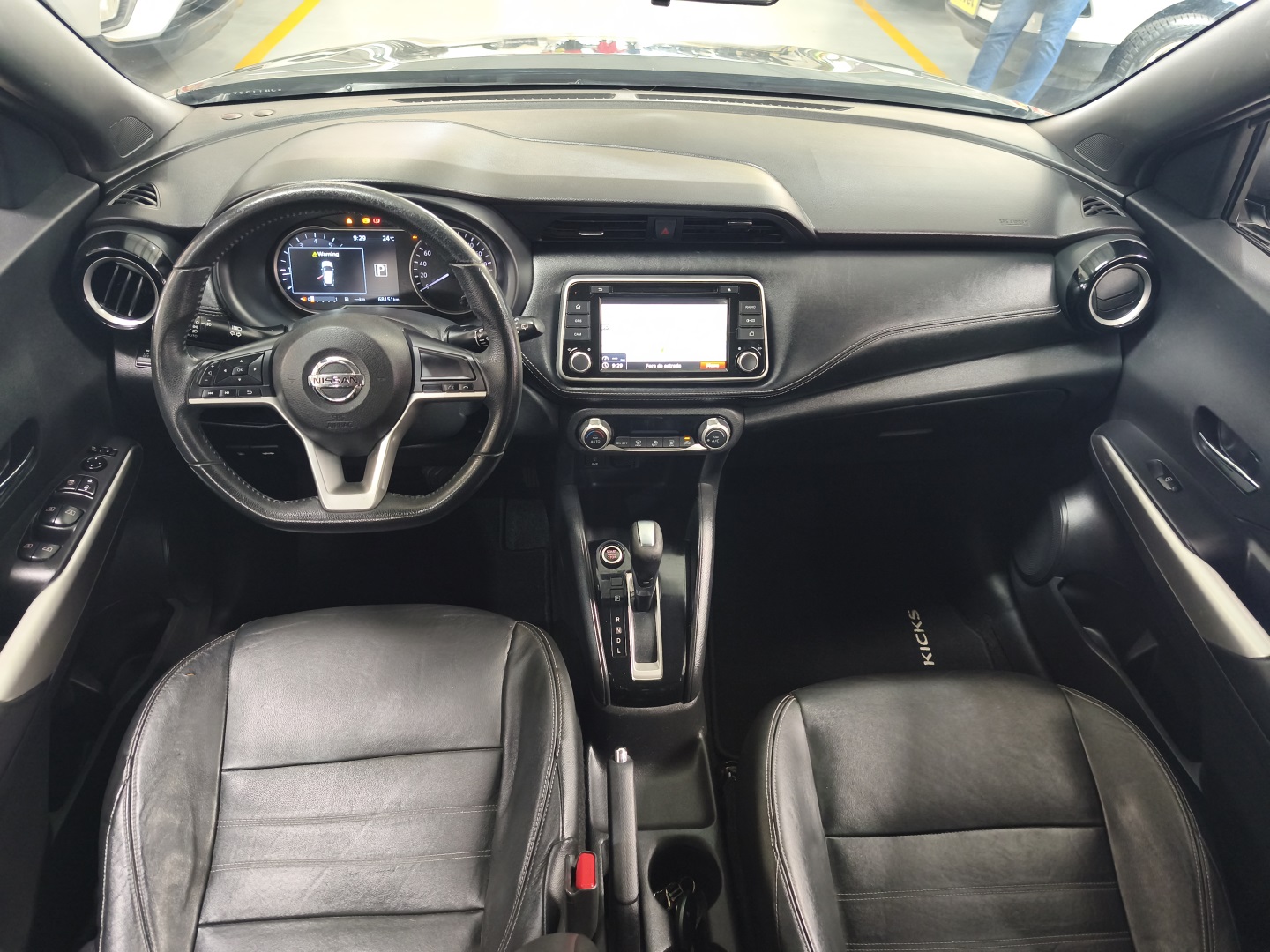 NISSAN KICKS
