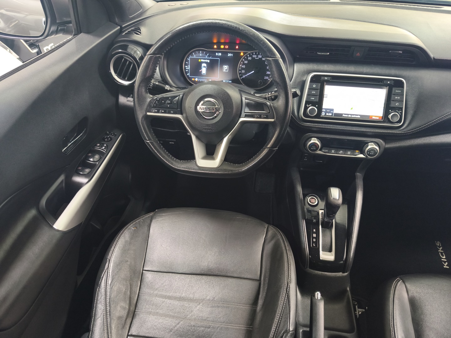 NISSAN KICKS